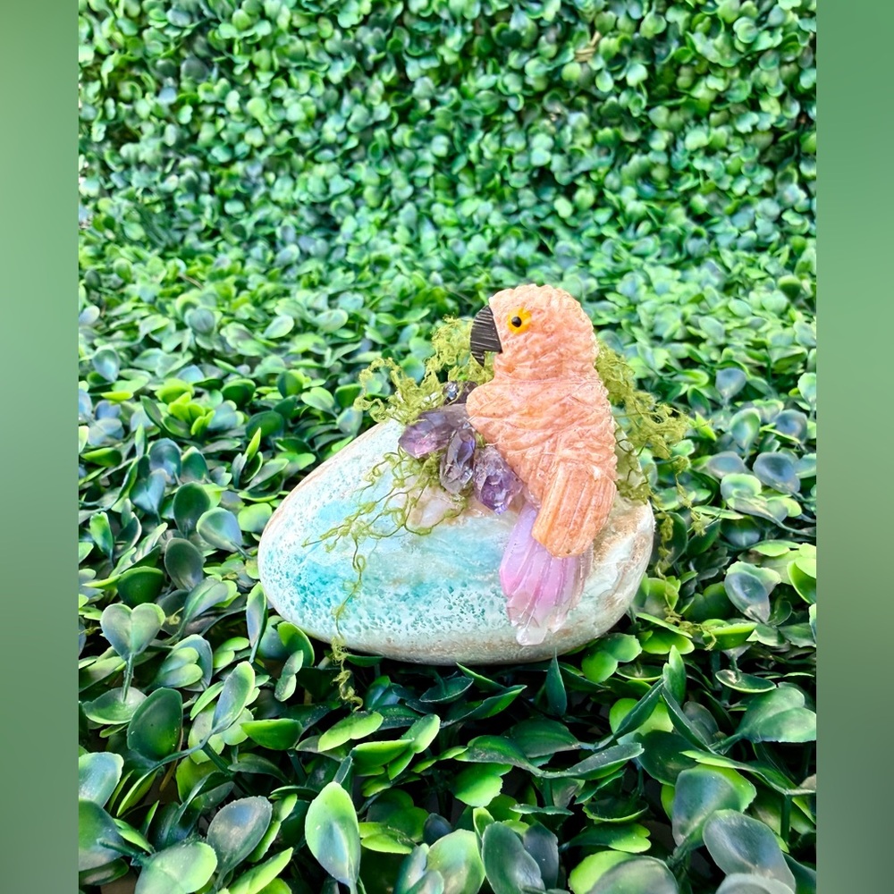 Parrot carving on Blue Caribbean Calcite
